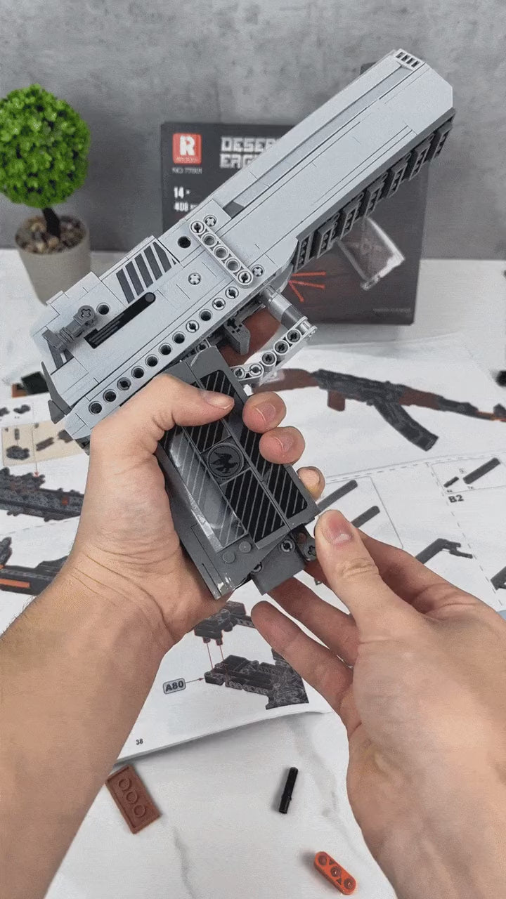 Silver Large-Frame Pistol — removable magazine clip
